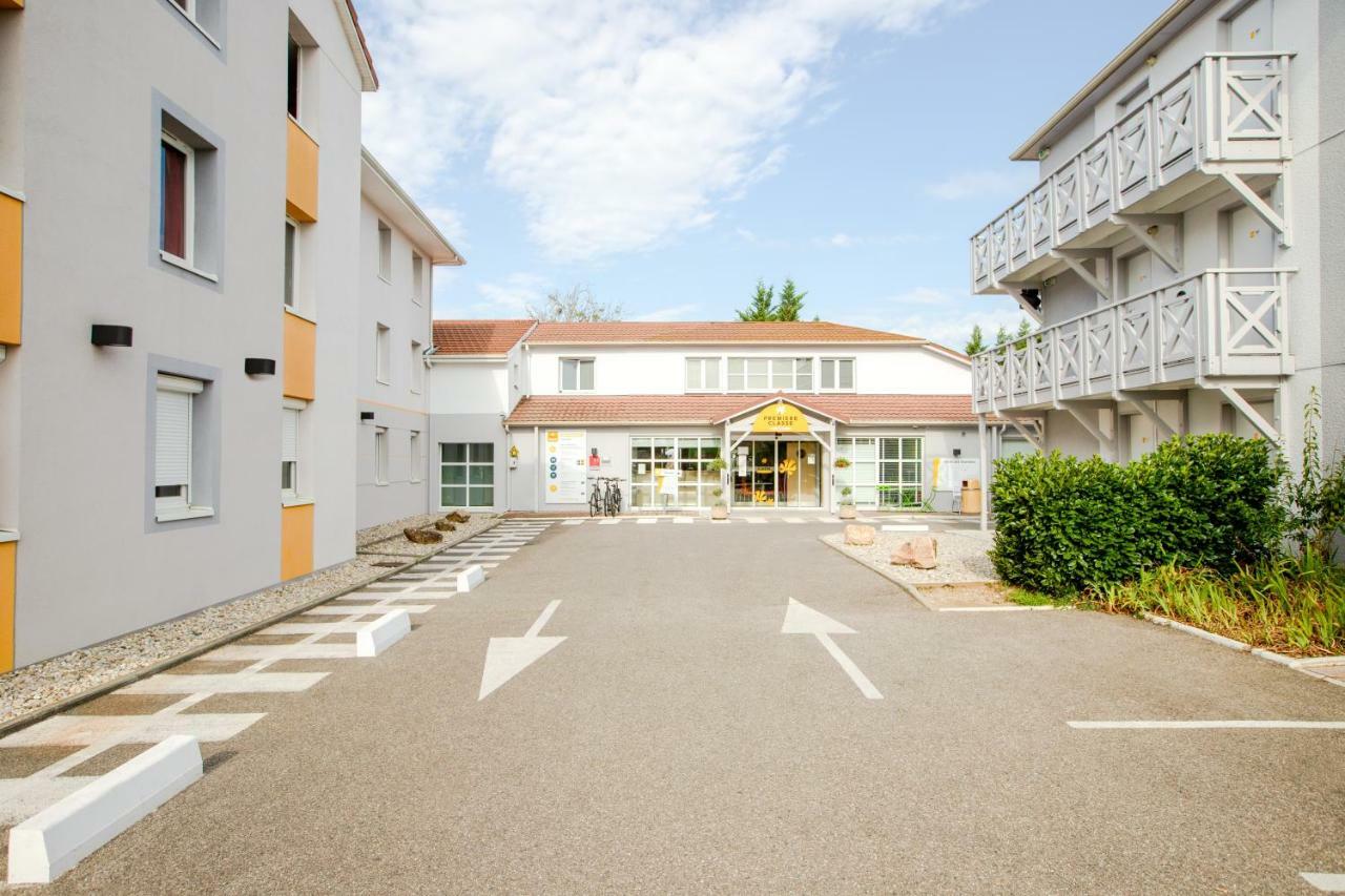 Premiere Classe Lyon Sud - Irigny - Pierre Benite Bagian luar foto